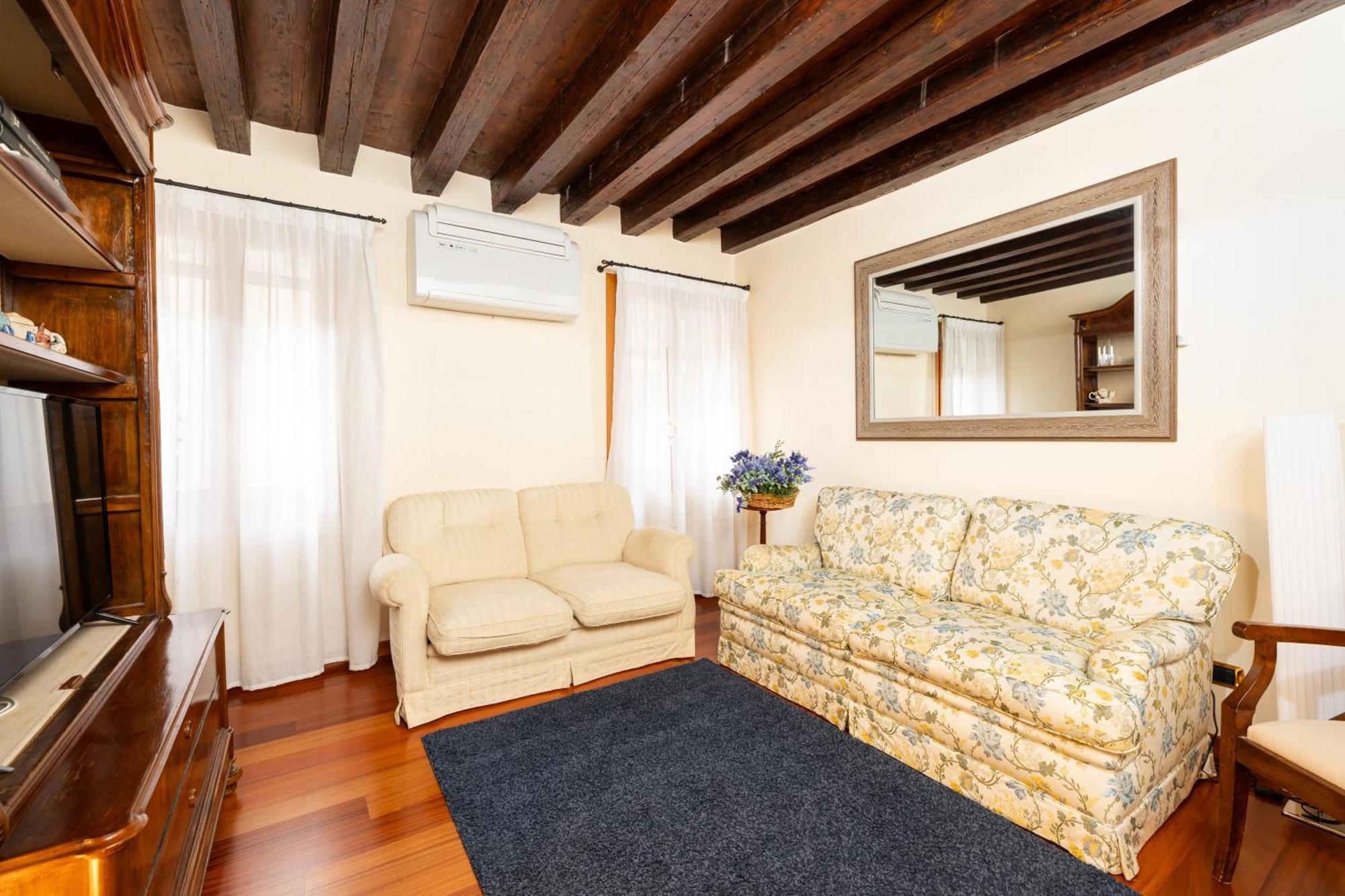 Heaven San Marco 1 E 2, The Elegant A Stone S Throw From St S Square Venecia