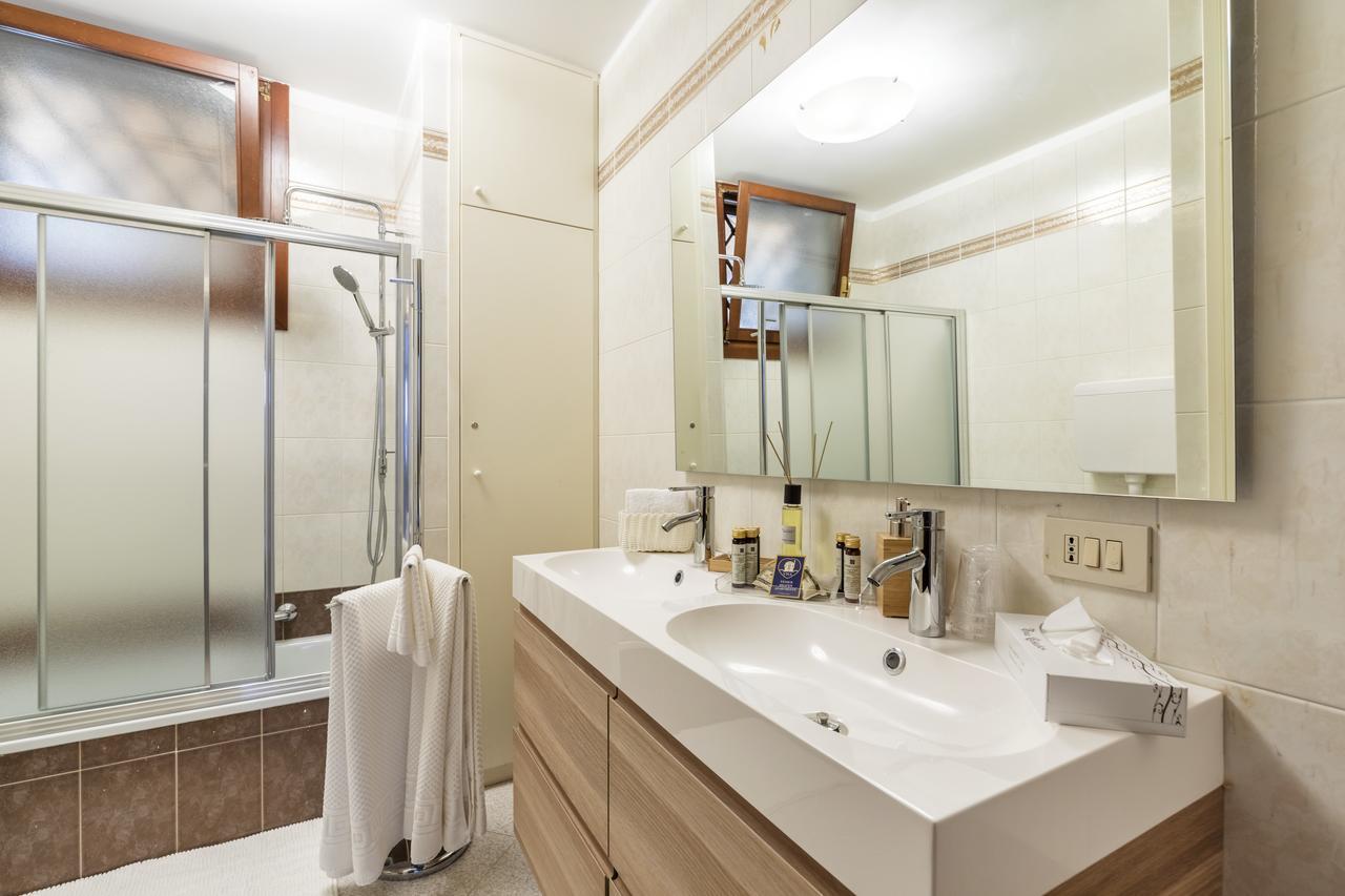 Apartment Heaven San Marco 1 E 2, The Elegant A Stone S Throw From St S Square Venedig